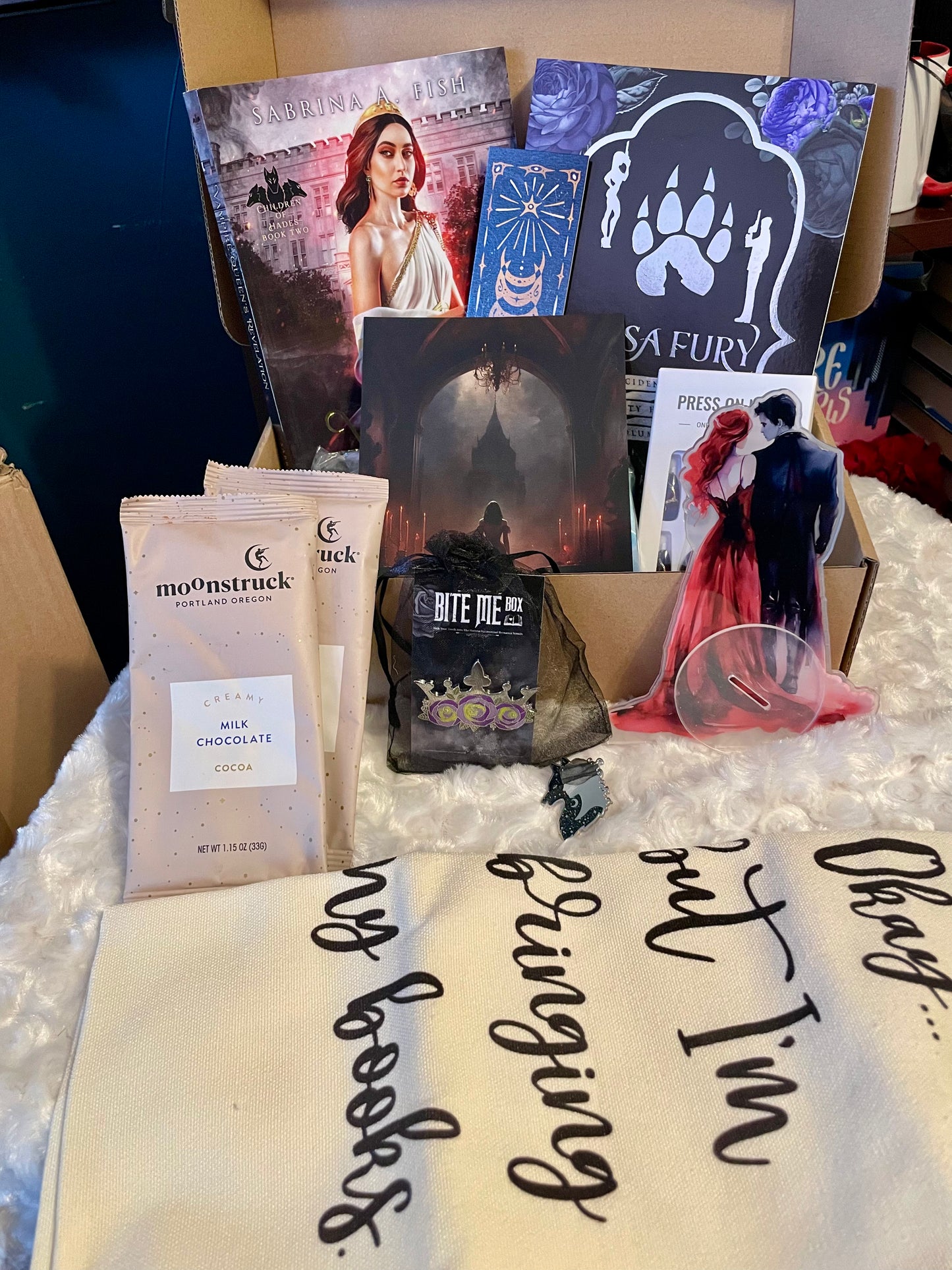 The LARGE MYSTERY Paranormal Romance BOOK BOX