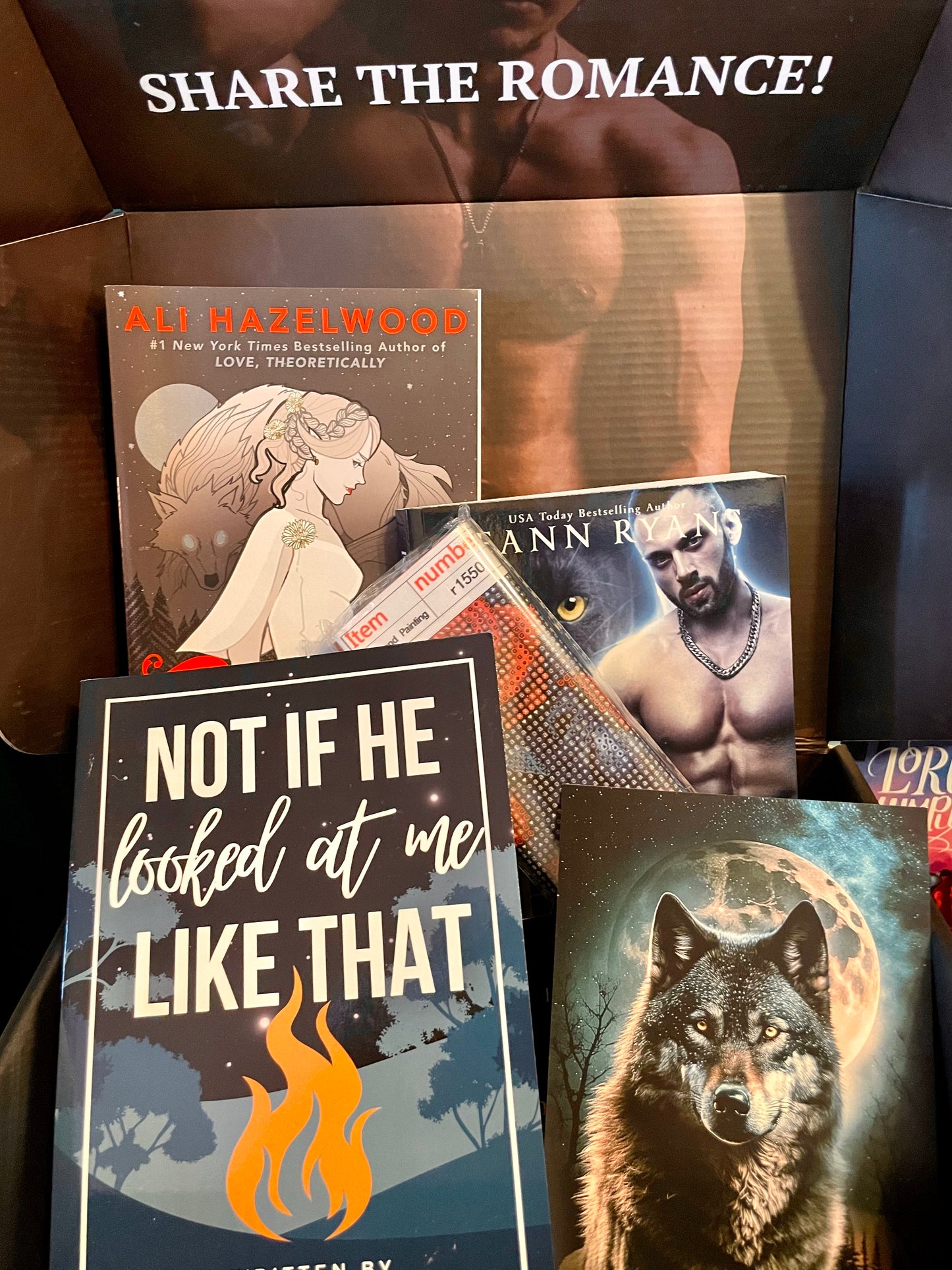 The FLINGS WITH FANGS Paranormal Romance BOOK BOX