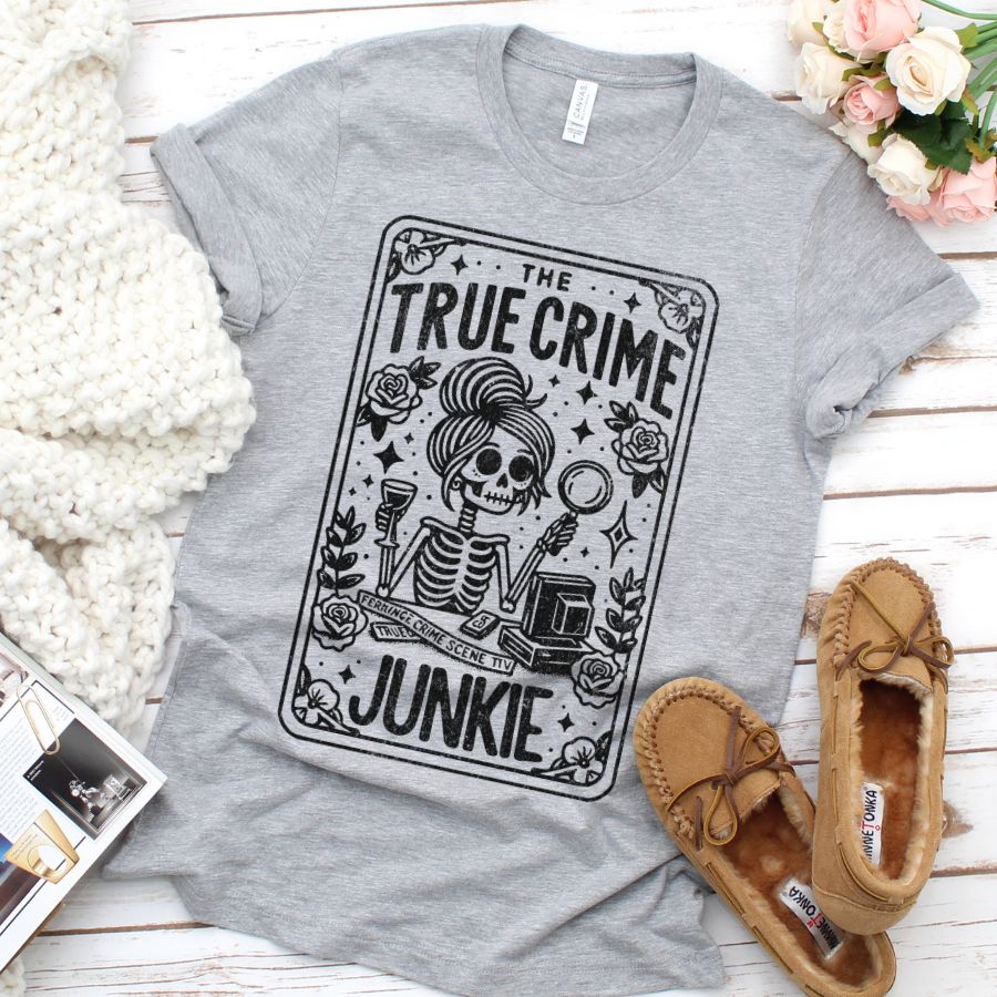 True Crime Junkie Tarot Card T-shirt