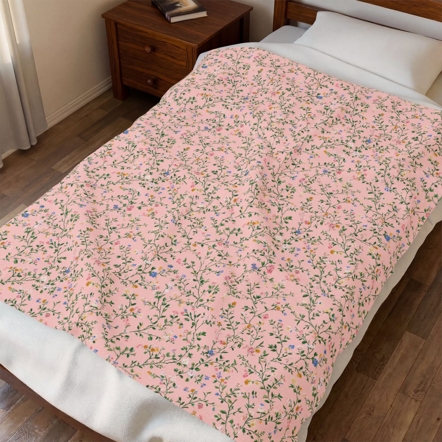 Cozy Mother's Day 2026 Floral Velveteen Plush Blanket