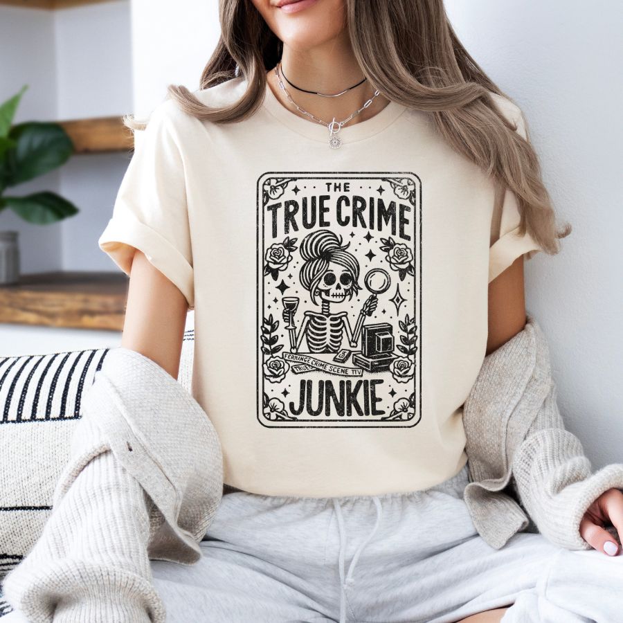 True Crime Junkie Tarot Card T-shirt