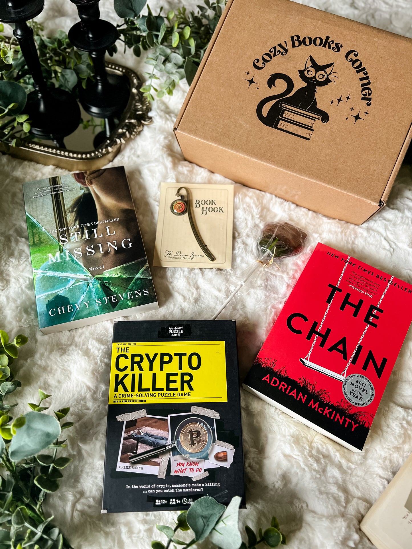 Quarterly Mystery/Thriller Book Box